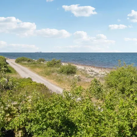 1 Værelses Hyggelig Bolig I Feriehus *