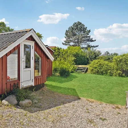 1 Værelses Hyggelig Bolig I * Mesinge