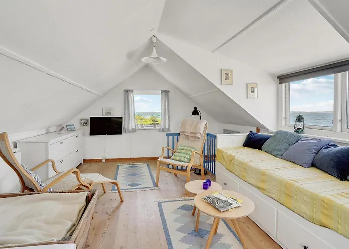1 Bedroom Cozy In Feriehus